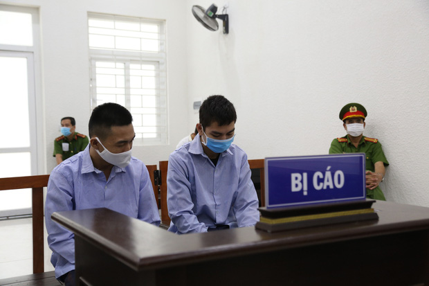Tuyên án tử hình 2 bị cáo sát hại nam sinh chạy Grab ở Hà Nội-9