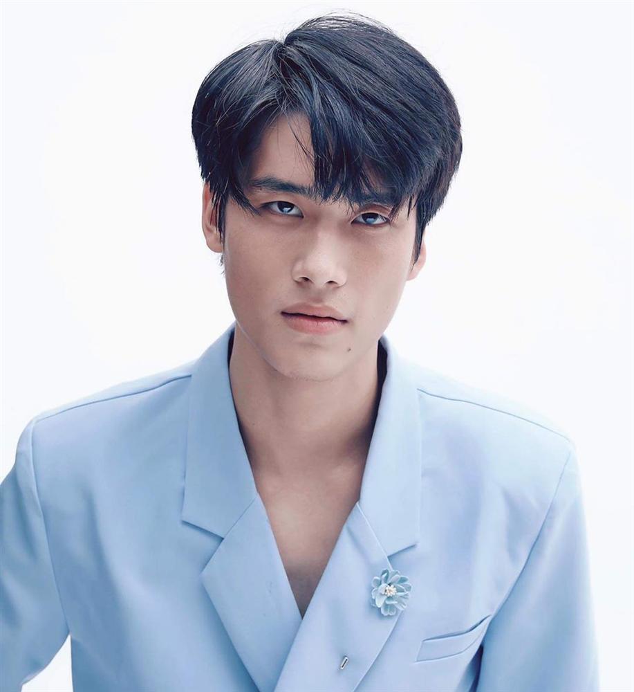 Bạn trai tin đồn” của Hoa hậu Tiểu Vy: Hot boy bóng chuyền” cao 1m95, từ gương mặt đến lý lịch trích ngang đều cực sát gái-1