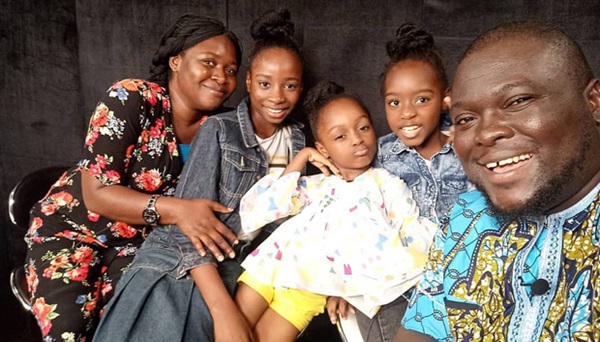 Viên ngọc trai đen đẹp nhất thế giới từng gây bão MXH, nổi tiếng khắp nơi từ lúc còn ở tuổi chưa biết gì bây giờ ra sao?-7