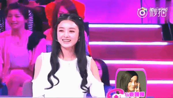 Khoảnh khắc Triệu Lệ Dĩnh chủ động xoa tay Trần Hiểu bỗng hot lại, thế này mà cắn răng giấu nhẹm tình cảm?-9