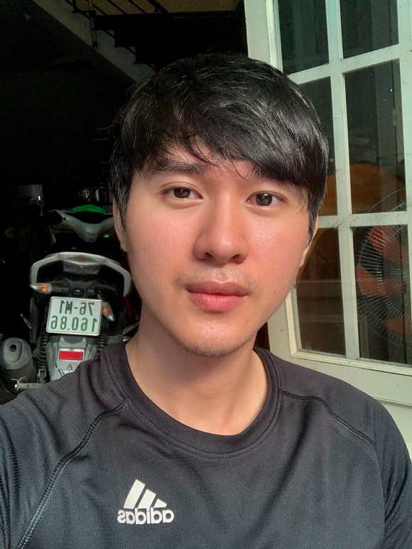 Chồng kém 9 tuổi của diễn viên Thảo Trang: Dung mạo rực rỡ, thân hình sáu múi cuồn cuộn-7