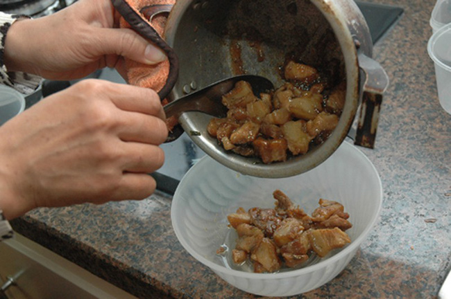 Nếu cứ sử dụng 4 dụng cụ này để nấu ăn, sức khỏe của cả gia đình bạn sẽ ngày một giảm sút và sản sinh nhiều bệnh nguy hiểm-2