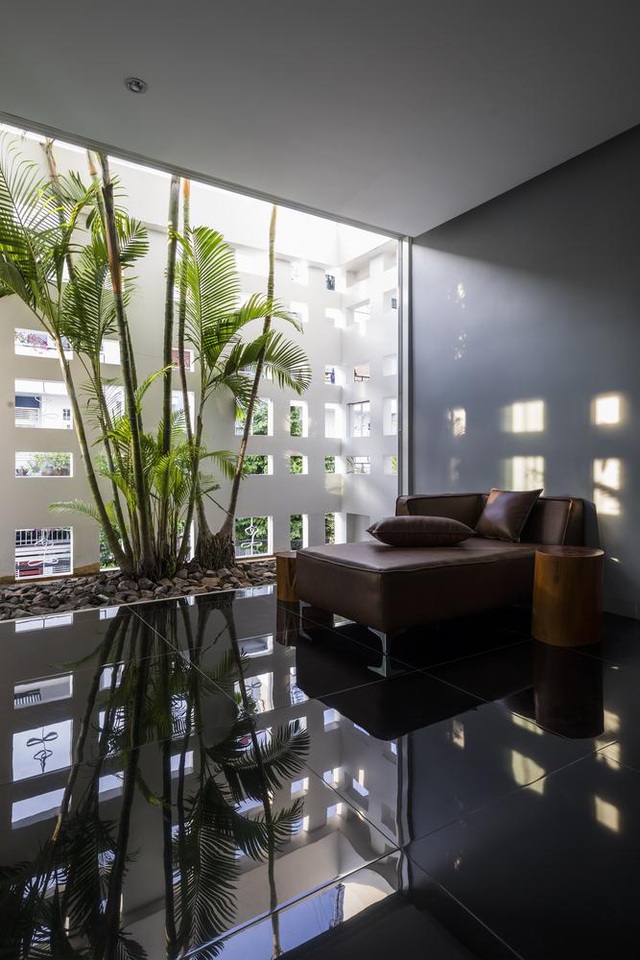 Ngôi nhà có 300 cửa sổ, gia chủ mỗi tháng chỉ tốn 200.000 đồng tiền điện-10