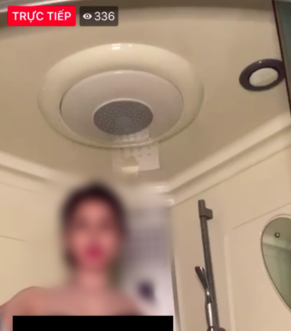 Xuất hiện cô Trang siêu 3 vòng tự xưng... cô giáo, công khai mở lớp học khiêu dâm livestream khoe thân phản cảm thu học phí 300 nghìn/tháng-6