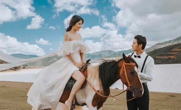 Bộ ảnh cưới nóng bỏng của diễn viên Thảo Trang và chồng trẻ kém 9 tuổi-8