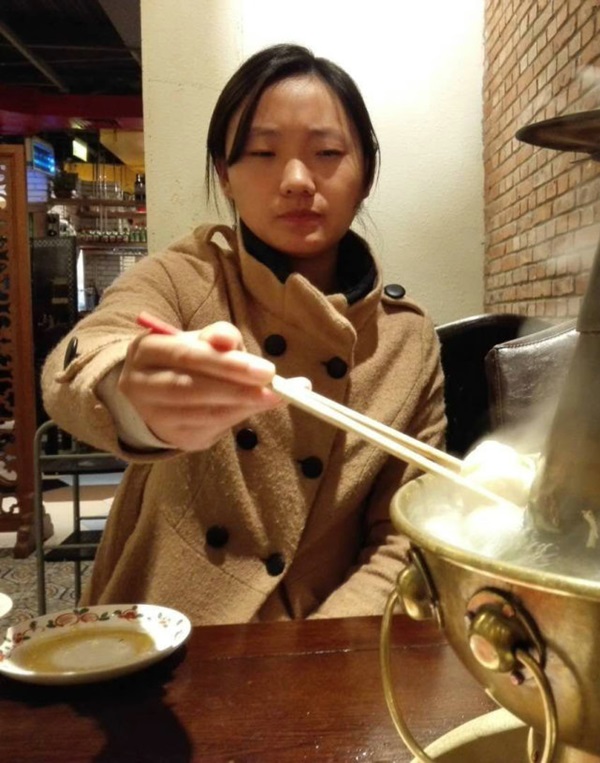 Cú twist trong vụ tẩy não xâm hại con gái nuôi chấn động: Lộ ảnh chứng minh nạn nhân gian dối ngay từ đầu, bố nuôi cũng không vô tội-3