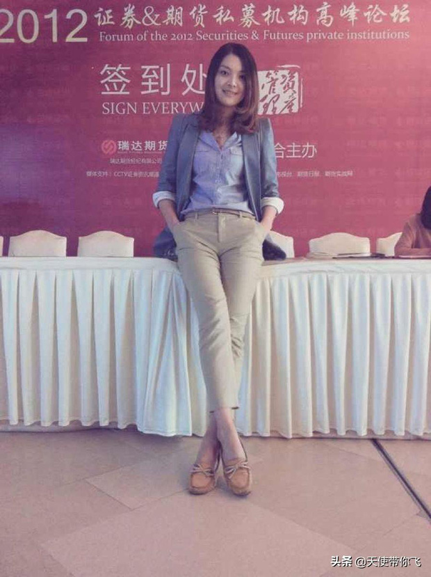 Cô dâu hot nhất hôm nay: Mẫu nữ cưới trùm vàng U65 sở hữu gia sản 500.000 tỷ, quá khứ phức tạp cùng tuyên ngôn gây tranh cãi-5