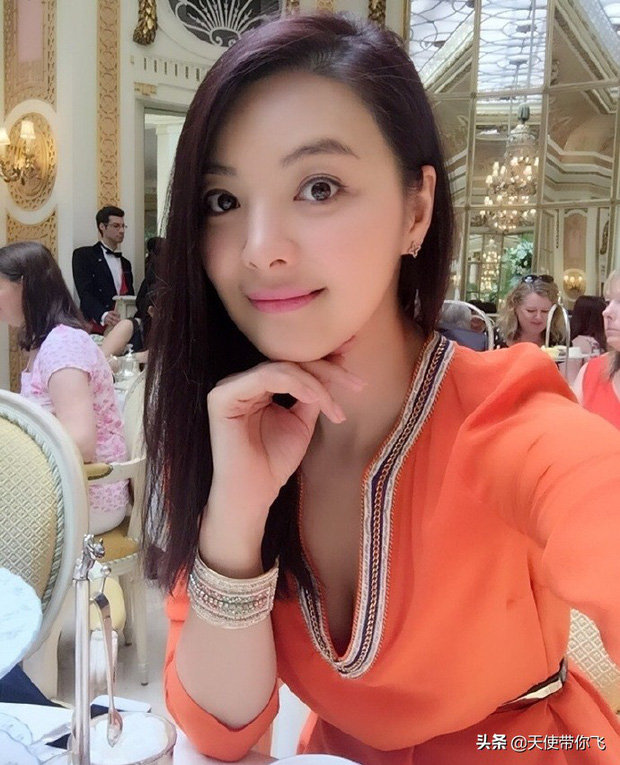 Cô dâu hot nhất hôm nay: Mẫu nữ cưới trùm vàng U65 sở hữu gia sản 500.000 tỷ, quá khứ phức tạp cùng tuyên ngôn gây tranh cãi-6