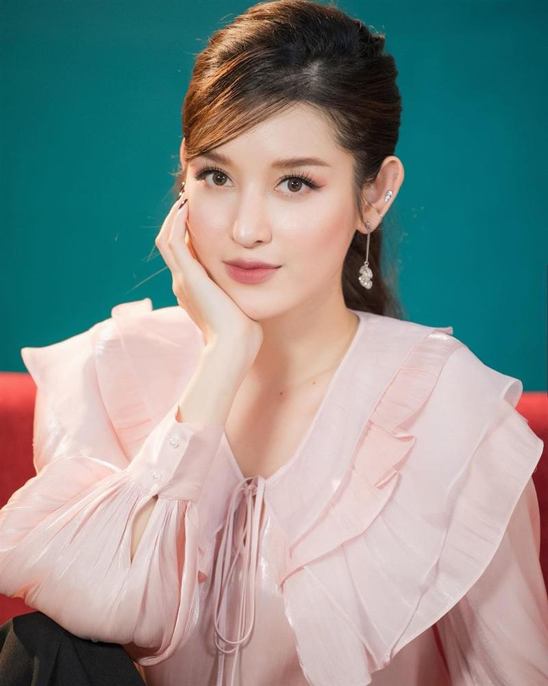 Sao Vbiz chống già tuổi 30: Hà Tăng dùng lọ serum gần 7 triệu, Thu Thảo chọn kem chứa 6 loại dầu hiếm từ Châu Phi-12