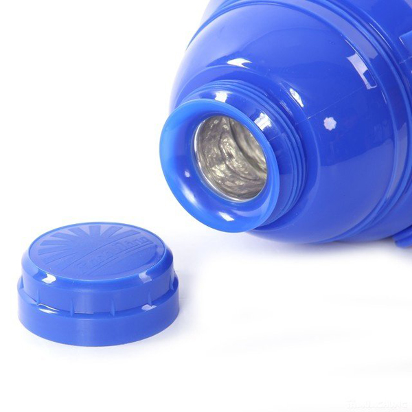 Tại sao nên chừa một khoảng trống giữa nước sôi và nắp phích? Điều đơn giản nhưng nhiều người chưa biết-4