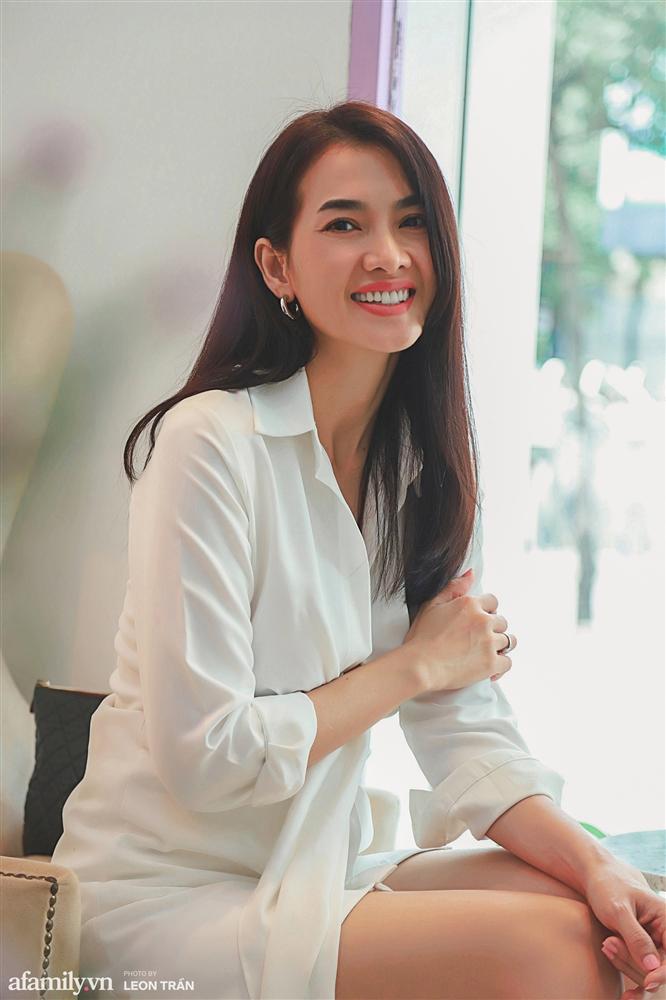 Anh Thư Những cô gái chân dài nay là mẹ đơn thân: Mất hết thanh xuân chỉ vì suy nghĩ chuyện ly hôn, hả lòng khi xem clip đánh ghen-9