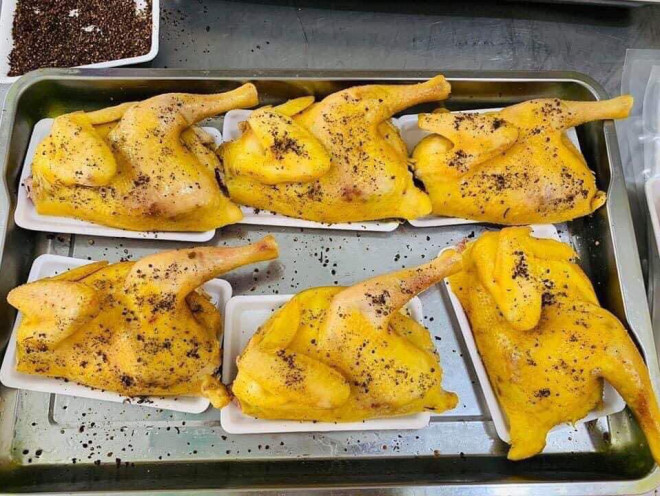 Cẩn trọng khi chạy theo cơn sốt” gà ủ muối giá rẻ-3