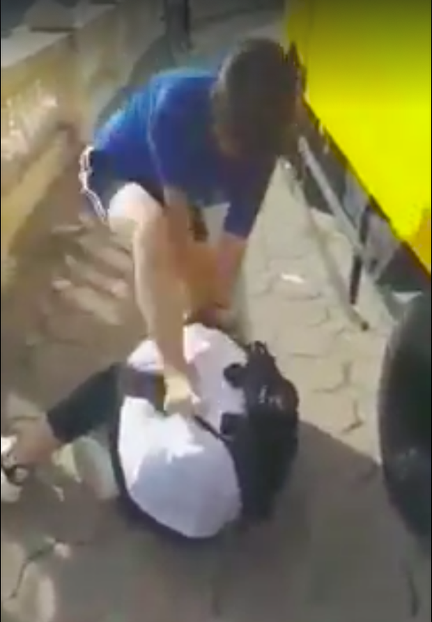 Hiệu trưởng trường nữ sinh lớp 8 bị chặn đường đánh nhập viện vì ngứa mắt”: Sự việc xảy ra bên ngoài trường, hiện công an đang làm việc”-2