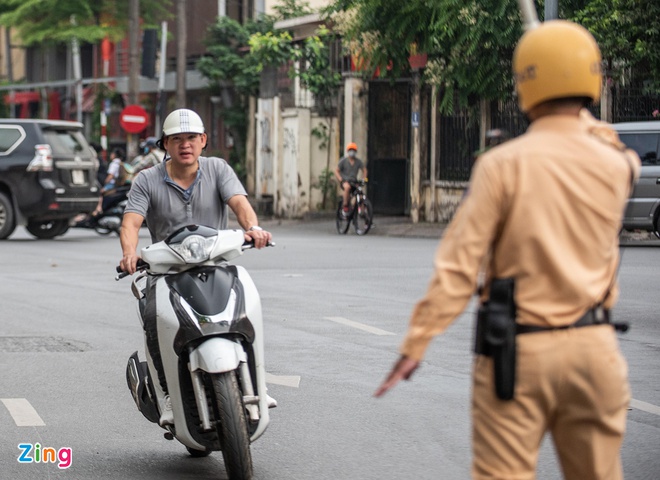 Đề nghị xóa sổ mũ bảo hiểm lưỡi trai-1