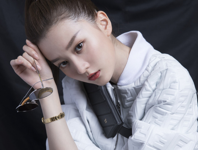 Nếu có 5 đặc điểm sau đây chị em cần thay đổi ngay vì cánh đàn ông sẽ coi đó là mẫu phụ nữ rẻ tiền và thấp kém-2