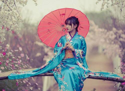 Trưa nào 9X cũng mang cơm tới tận công ty cho chồng, mỗi tuần chi 5 triệu tiền ăn-1