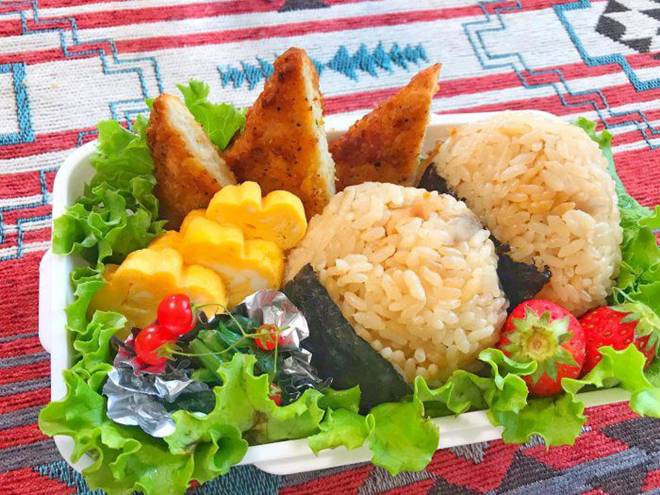 Trưa nào 9X cũng mang cơm tới tận công ty cho chồng, mỗi tuần chi 5 triệu tiền ăn-8