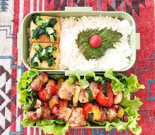 Trưa nào 9X cũng mang cơm tới tận công ty cho chồng, mỗi tuần chi 5 triệu tiền ăn-15