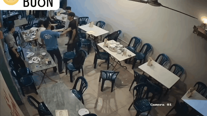 Thẳng tay ném cốc sang bàn bên, thanh niên ra tát tới tấp vào mặt người đàn ông vì một cái nhìn đểu-4
