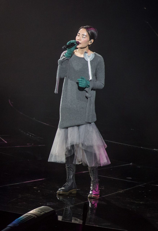 Diva Hong Kong đánh mất sự nghiệp vì sinh con cho sư thầy: Bị người tình ruồng rẫy, đòi tự tử, hết tiền phải ngủ ngoài đường-3