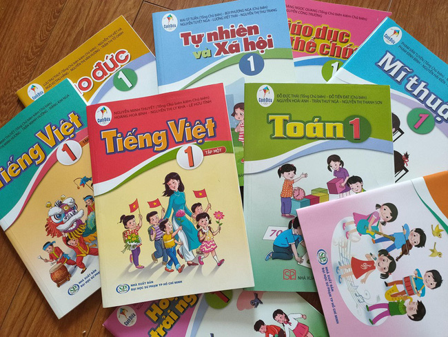 Thêm 1 vụ tranh cãi gay gắt SGK Tiếng Việt lớp 1 mới: Tình huống cần Xin lỗi thì lại Cảm ơn và ngược lại-2