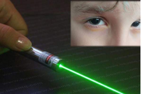 Mẹ hoảng loạn tột độ khi con trai suýt bị mất đi thị lực bởi món đồ chơi quá đỗi quen thuộc, hầu như bé nào cũng có-7