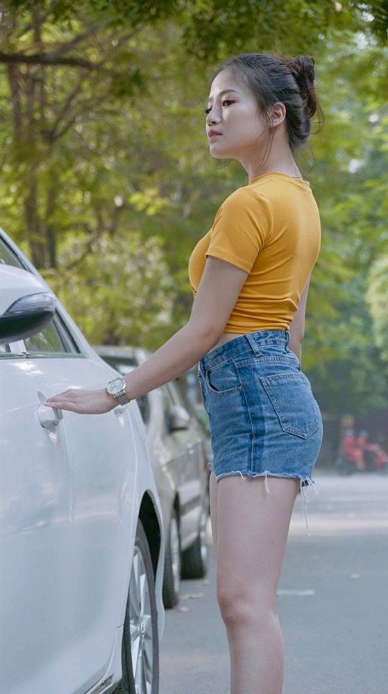 Nhan sắc cũ của nữ diễn viên sinh năm 1999 với vòng 1 bức tử bị đánh ghen trên phố Tô Hiệu được đào mộ-13