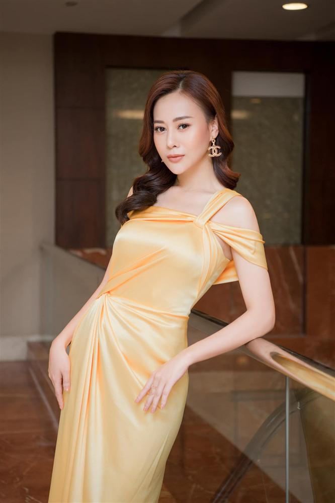 Khoe ảnh thẻ thời tiểu học, Phương Oanh giờ sửa gần hết gương mặt mà nhan sắc vẫn vẹn nguyên-7