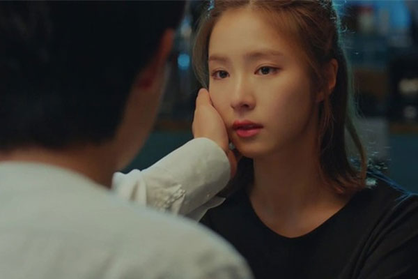 Gặp lại chàng trai năm ấy mình theo đuổi, tôi chưa kịp mừng vì được mời đi ăn nhà hàng thì tá hỏa khi nghe yêu cầu của anh-2