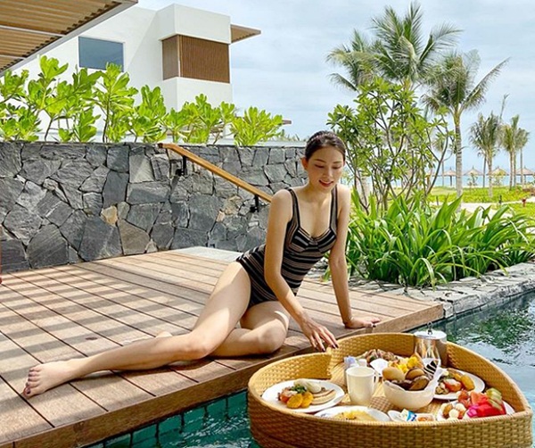 Giàu như thiếu gia Phillip Nguyễn vẫn chăm chỉ bán cua online hộ bạn gái, bảo sao các chị em không chết mê!-5