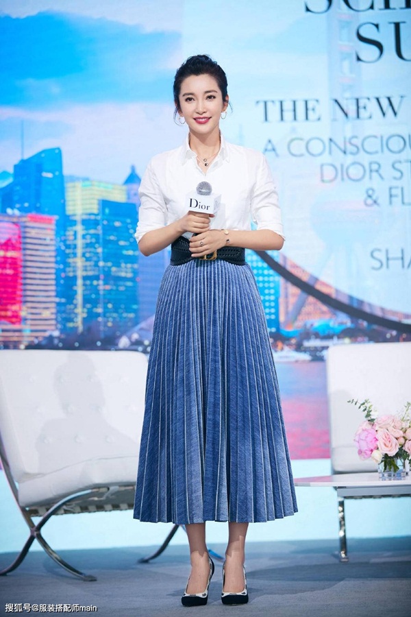 3 kiểu chân váy có khả năng hô biến 5kg, giúp các chị em trông thon thả hơn tức thì-5