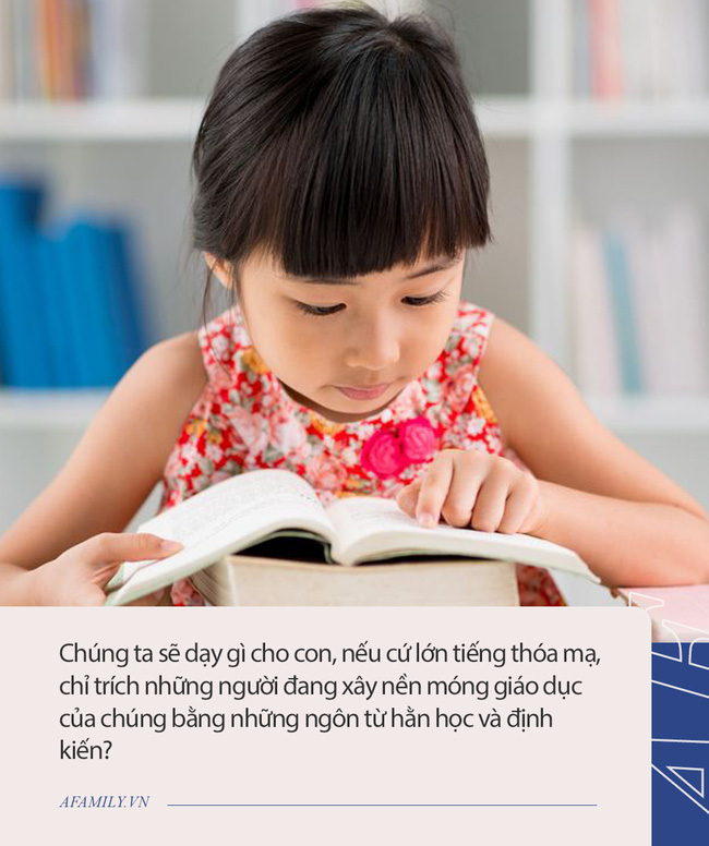 Là phụ huynh có con học lớp 1, tôi thấy nhiều cha mẹ chê SGK thậm tệ và ước con được học giống ngày xưa, các vị đang muốn kéo lùi giáo dục về 30 năm trước sao?-8