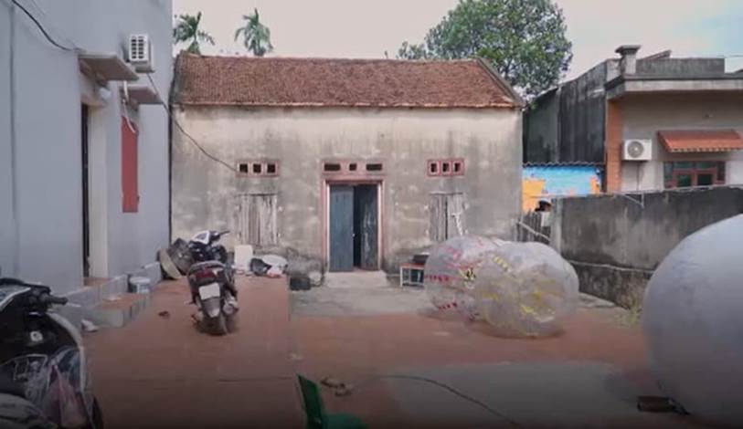 Dân mạng bất ngờ chia sẻ hình ảnh gia đình Bà Tân Vlog vắng lặng vì ngừng sản xuất video sau lùm xùm của con trai Hưng Vlog-1