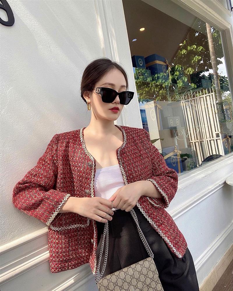 Chưa cần sắm đồ hiệu giá trên trời, Thu này bạn cứ mua áo khoác tweed về mặc là chanh sả như người có tiền-10