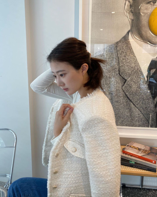 Chưa cần sắm đồ hiệu giá trên trời, Thu này bạn cứ mua áo khoác tweed về mặc là chanh sả như người có tiền-3