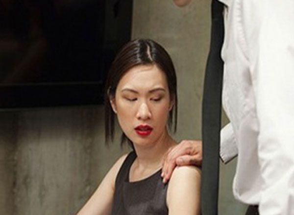 Mời sếp đến ăn tân gia, không ngờ ngay ngày hôm sau tôi bị thôi việc, thấy tôi thắc mắc thì cô thư ký ghé tai nói nhỏ một tin sét đánh-2