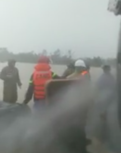 Đã tìm thấy thi thể của thai phụ bị nước lũ cuốn trôi tại Huế-2