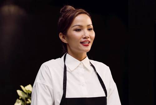 Chia tay rồi nhưng bạn trai vẫn khoái chí xem HHen Niê nấu ăn, còn khen ngon nức nở-1