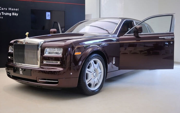 Dàn siêu xe đón dâu ở Hà Nội là của đại gia nào?-1