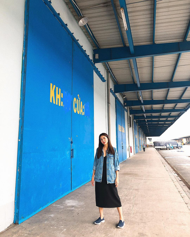 3 kiểu áo khoác khi trở lạnh được lòng hội chị em tuổi 30+ nhà Vbiz-13