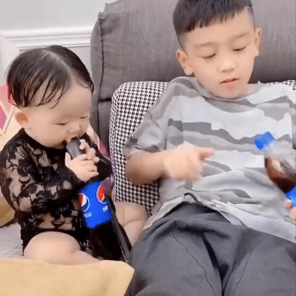 1001 chuyện khó đỡ giữa anh trai và em gái: Tình anh em có chắc bền lâu?-2