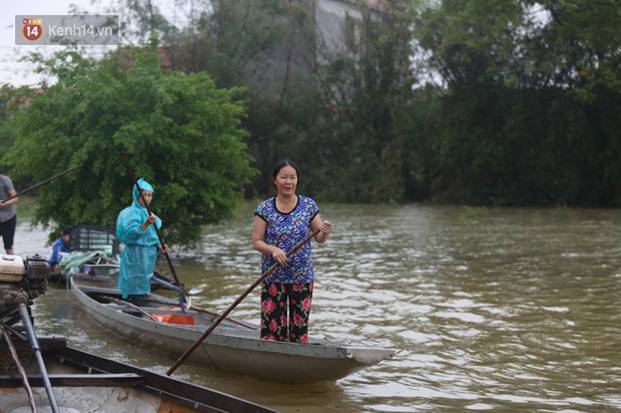 Người dân 5 ngày ăn cháo trắng kèm muối, đêm không dám ngủ trong trận lũ lịch sử ở Quảng Bình-14