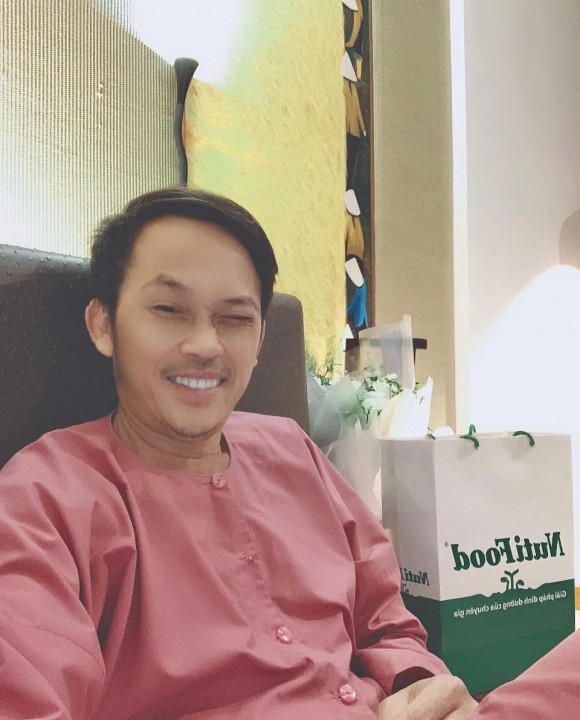 Sau thời gian miệt mài tập gym, danh hài Hoài Linh đã tăng cân và thần thái hơn hẳn-2