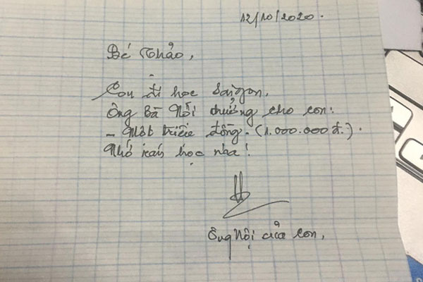 Thầy giáo Toán đang dạy học bỗng chạy vội ra cửa sổ, động tác sau đó khiến học sinh trố mắt nhìn rồi ôm nhau cười sặc sụa-3