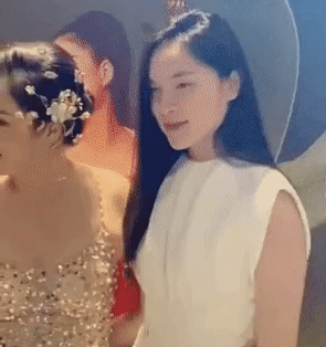 Bạn gái tin đồn của cậu út - em chồng Hà Tăng lộ nhan sắc thật gây thất vọng-1