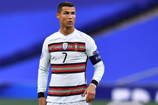 Ronaldo dương tính với virus corona