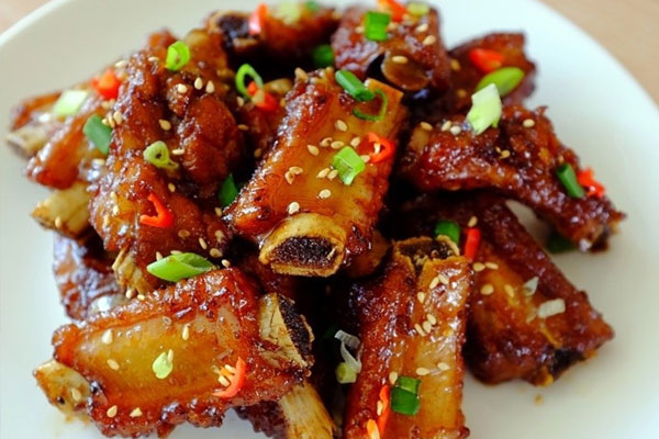 Con dâu nhét trứng vào thùng gạo mẹ chồng khó hiểu, hỏi ra mới vỡ lẽ-4