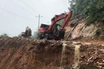 Số người chết do bão lũ ở Miền Trung tăng lên 36, khẩn cấp hỗ trợ cứu đói-2