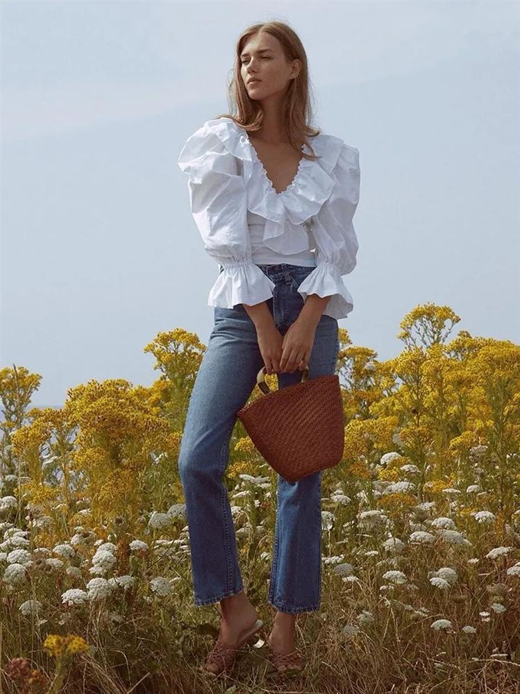 Áo sơ mi + Quần cạp cao: Combo toàn năng vừa hack dáng tài tình mà cũng max thanh lịch của nàng công sở sành điệu-17