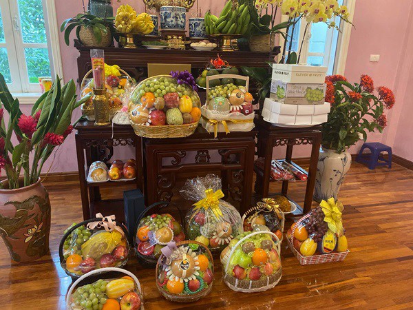 Quách Ngọc Ngoan, Phượng Chanel đăng ảnh trong ngày giỗ bố, lộ nơi đang ở của 2 vợ chồng-7